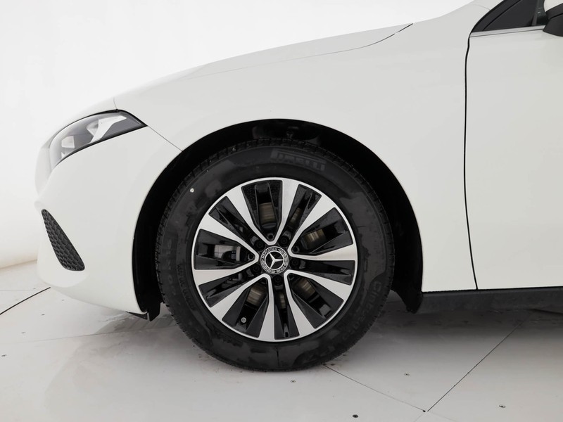 Mercedes Classe A 180 executive auto benzina bianco