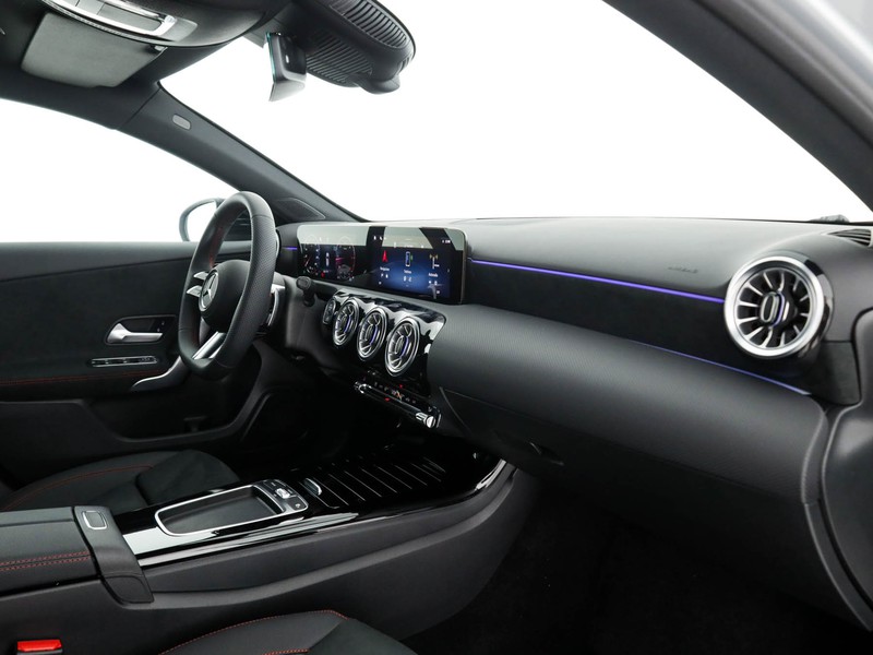 Mercedes Classe A 180 d amg line advanced plus auto diesel argento