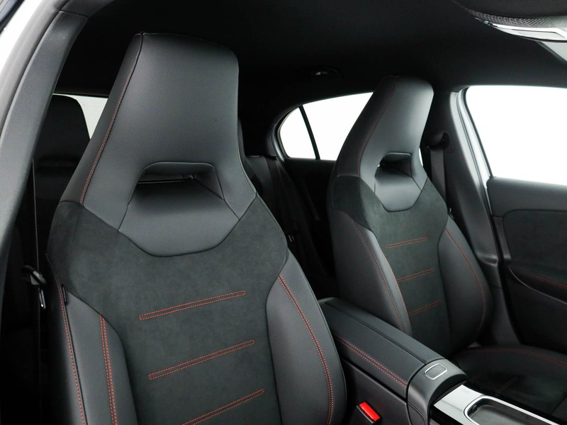 Mercedes Classe A 180 d amg line advanced plus auto diesel argento