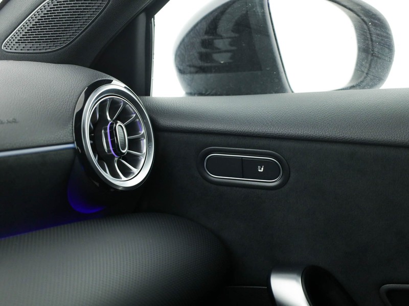 Mercedes Classe A 180 d amg line advanced plus auto diesel argento