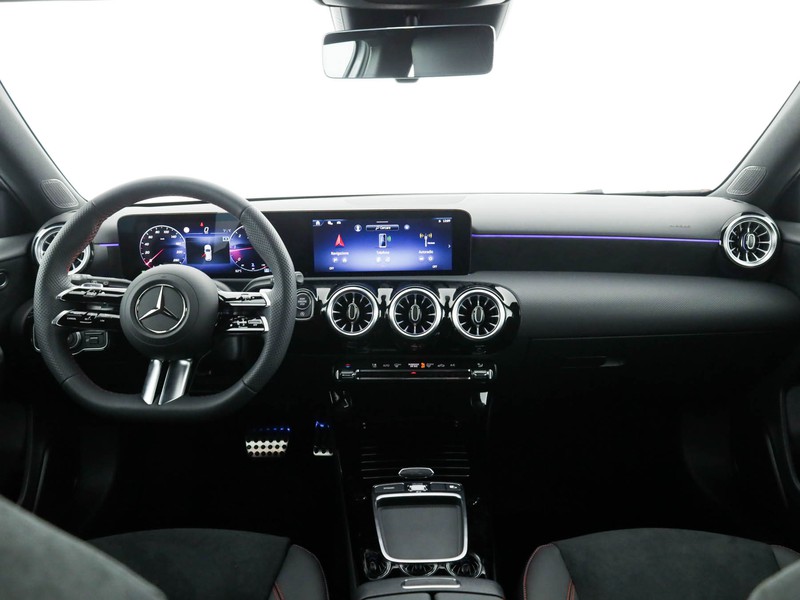 Mercedes Classe A 180 d amg line advanced plus auto diesel argento