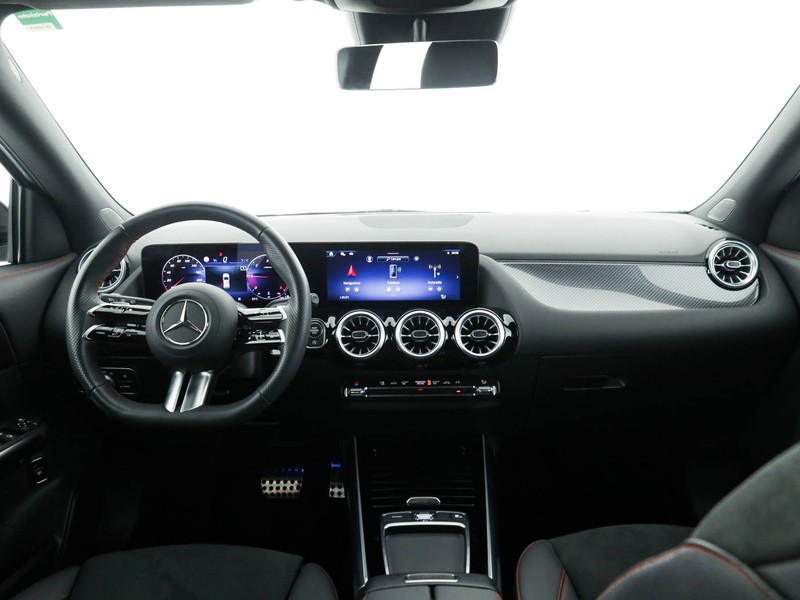 Mercedes GLA 200 d amg line advanced plus auto diesel argento