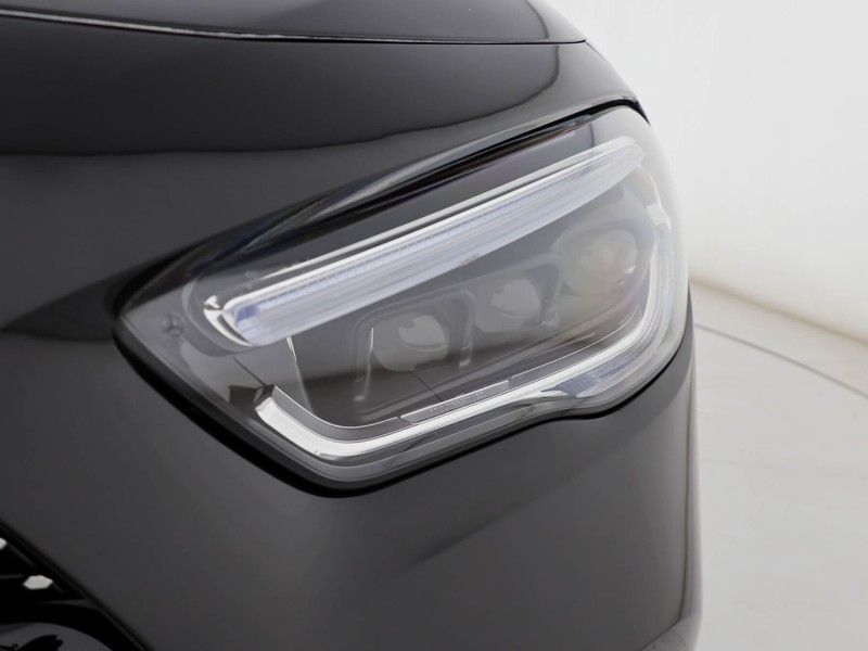 Mercedes GLA 200 d premium auto diesel nero