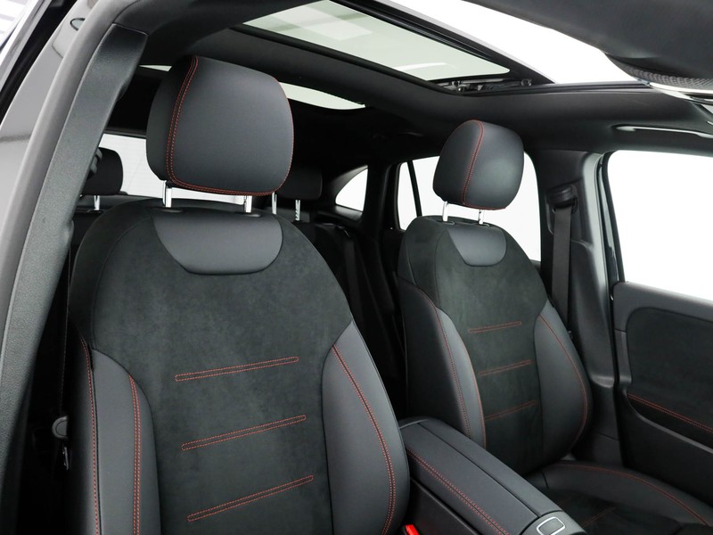 Mercedes GLA 200 d premium auto diesel nero