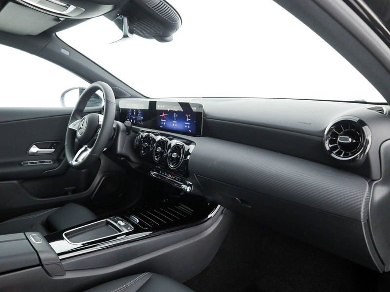 Mercedes Classe A 180 d advanced auto diesel nero