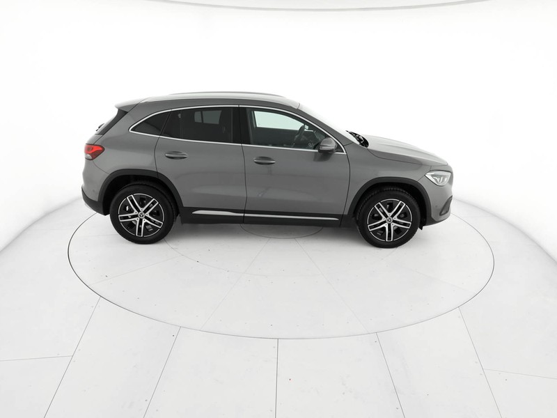 Mercedes GLA 180 d sport plus auto diesel grigio