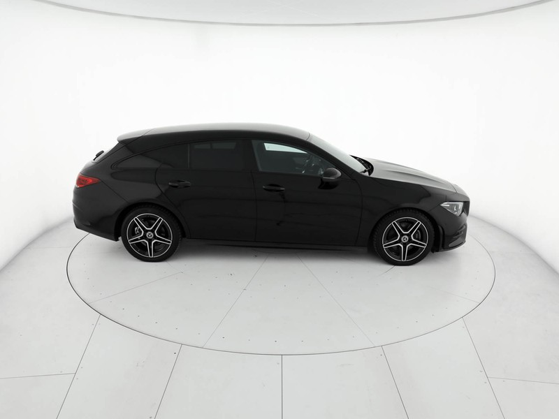 Mercedes CLA Shooting Brake  200 d premium auto diesel nero