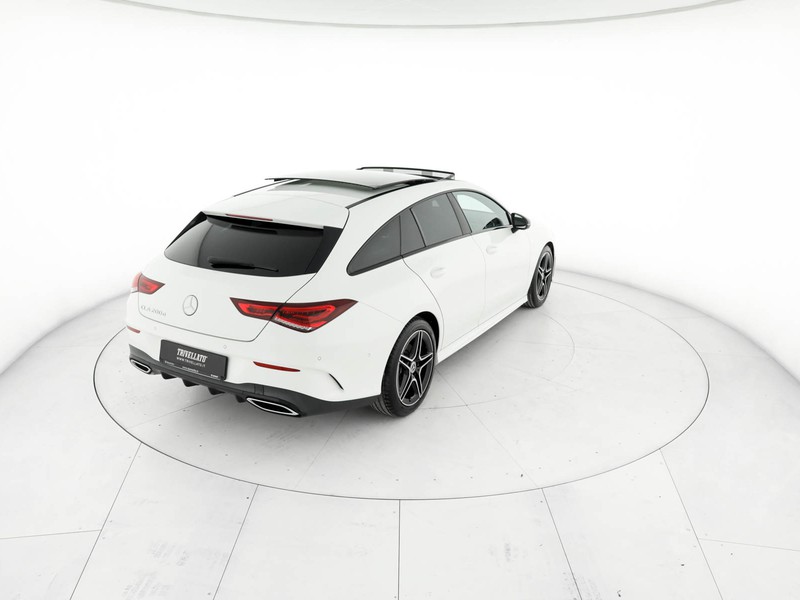 Mercedes CLA Shooting Brake  200 d premium auto diesel bianco