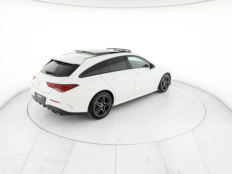 Mercedes CLA Shooting Brake  200 d premium auto diesel bianco