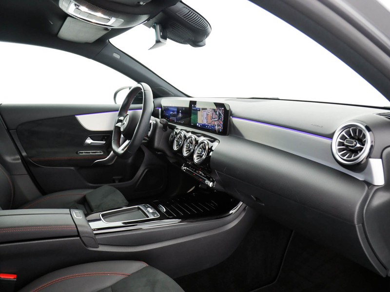 Mercedes Classe A 180 d amg line advanced plus auto diesel grigio