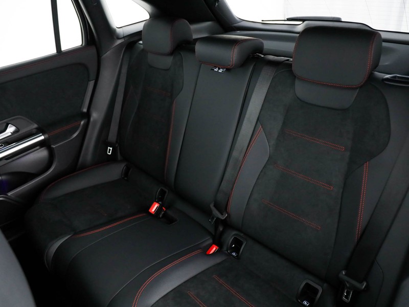 Mercedes GLA 200 d automatic diesel nero