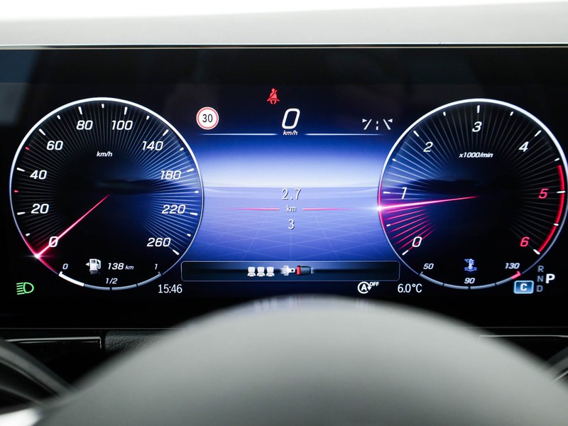 Mercedes GLA 200 d automatic diesel bianco