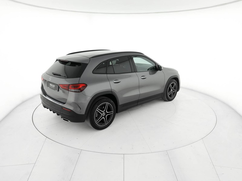 Mercedes GLA 200 d premium auto diesel grigio