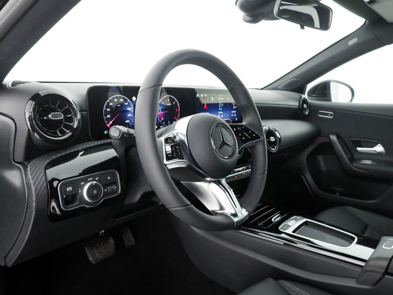 Mercedes Classe A 180 d executive auto diesel nero