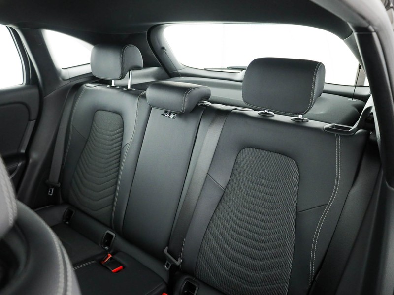 Mercedes GLA 180 d sport auto