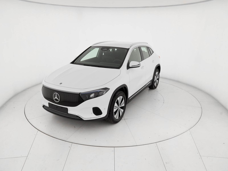 Mercedes EQA 250 +