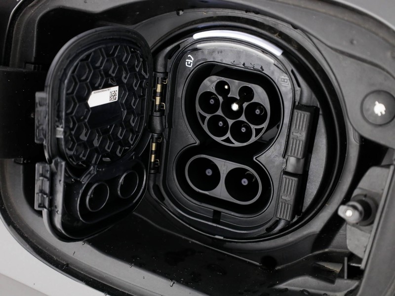 Mercedes GLC 300 de phev amg line premium plus 4matic auto ibrido grigio