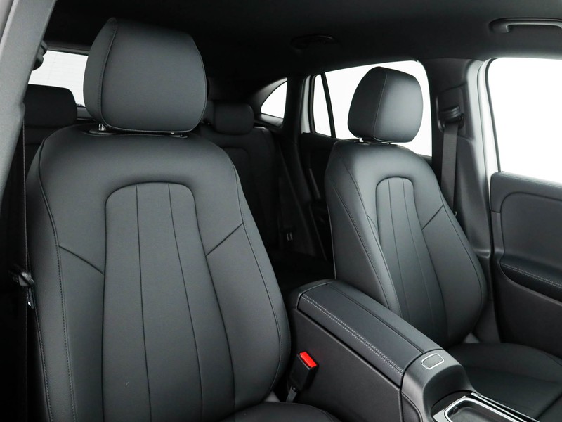 Mercedes GLA 250 e Plug-in hybrid diesel bianco