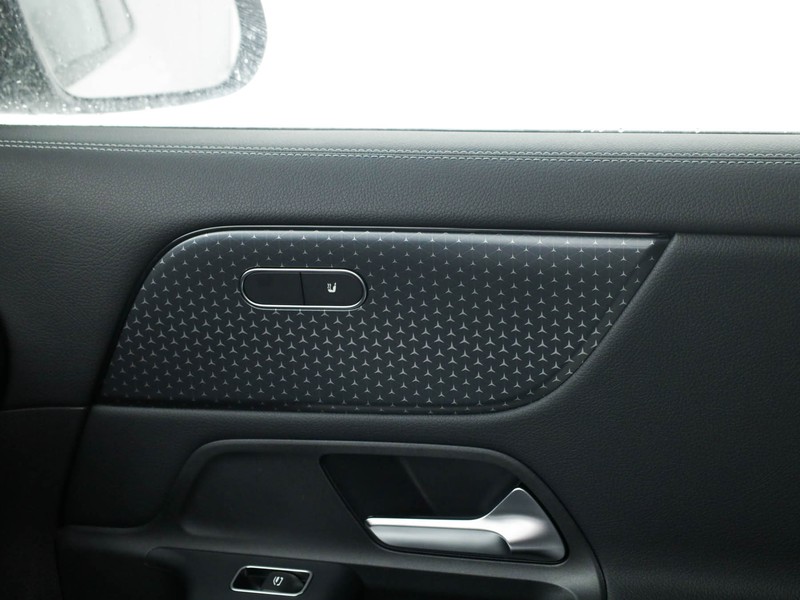 Mercedes GLA 250 e Plug-in hybrid diesel bianco