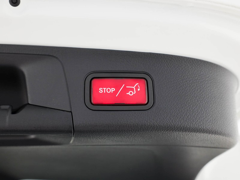 Mercedes GLA 250 e Plug-in hybrid diesel bianco