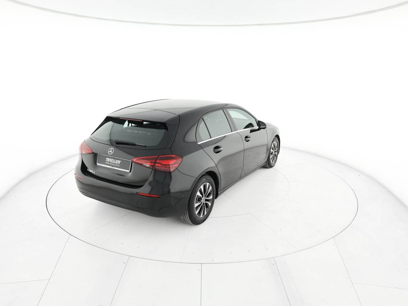 Mercedes Classe A 180 d executive auto diesel nero