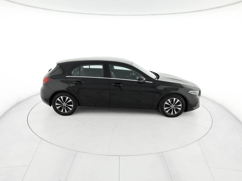 Mercedes Classe A 180 d executive auto diesel nero