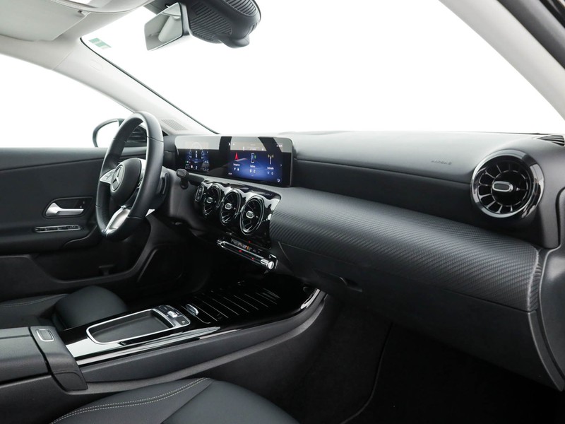 Mercedes Classe A 180 d executive auto diesel nero