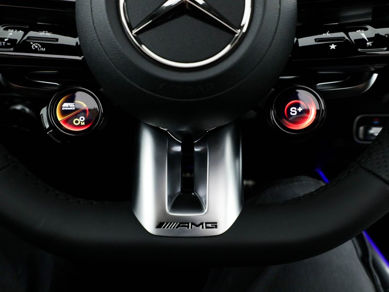 AMG GLA Mercedes-AMG 35 4MATIC benzina nero