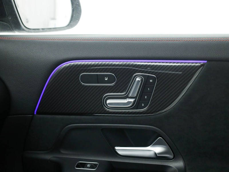 AMG GLA Mercedes-AMG 35 4MATIC benzina nero