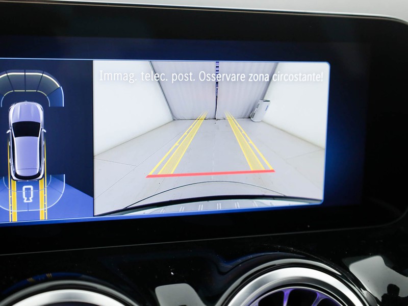 AMG GLA Mercedes-AMG 35 4MATIC benzina nero