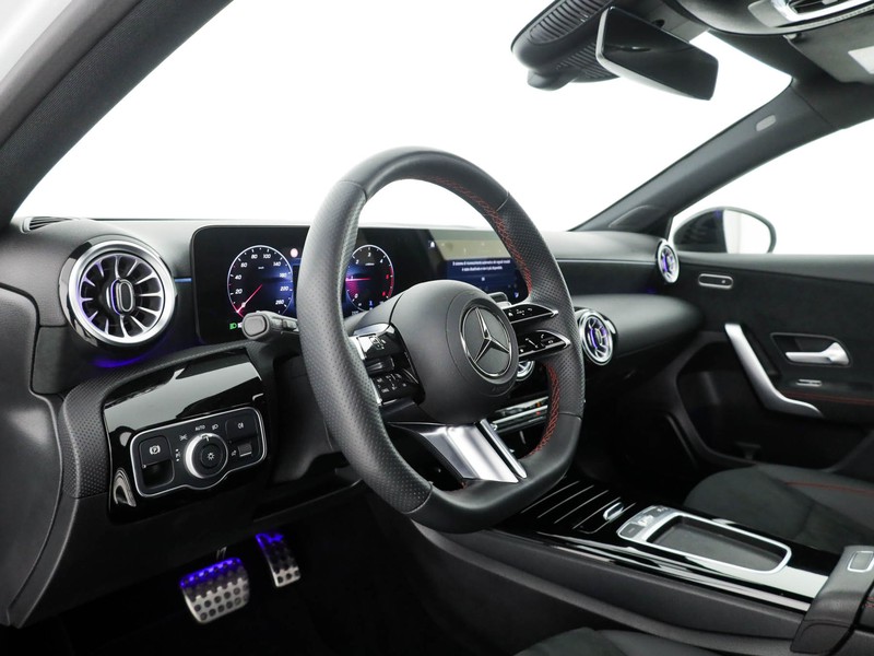 Mercedes Classe A 180 d amg line advanced plus auto