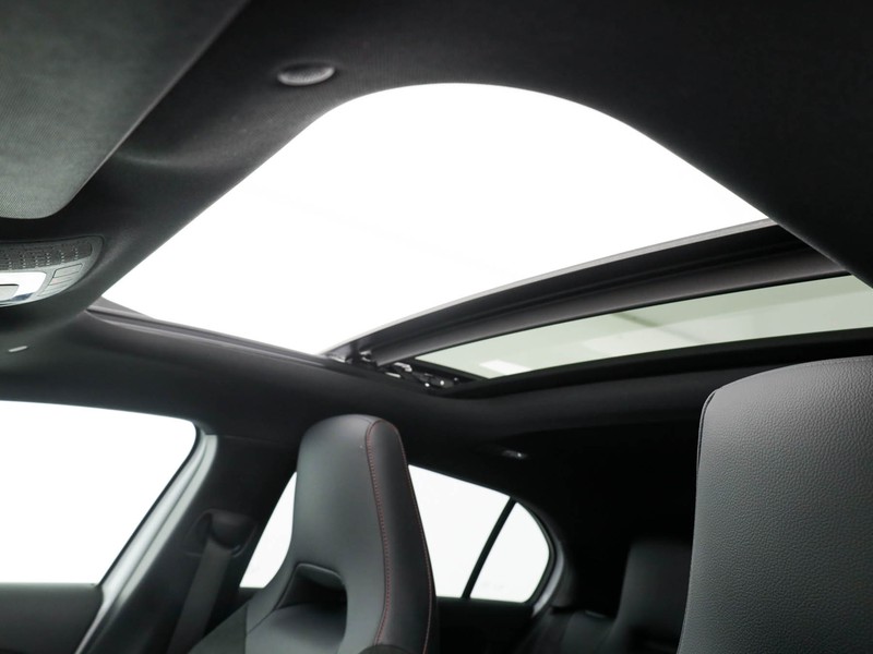 Mercedes Classe A 180 d amg line advanced plus auto