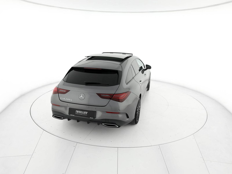 Mercedes CLA Shooting Brake  200 d amg line premium auto diesel grigio
