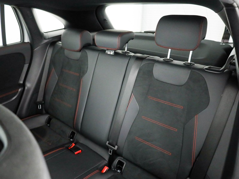 Mercedes GLA 250 e phev (eq-power) premium auto ibrido argento