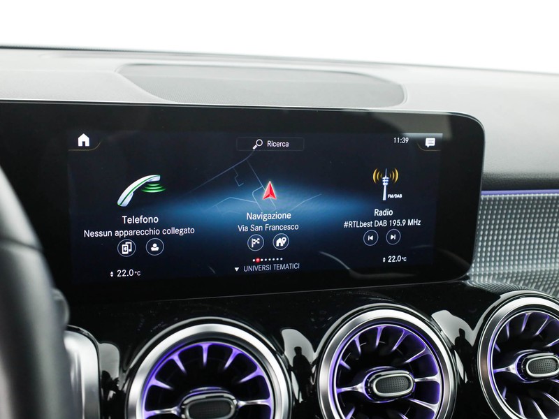 Mercedes EQB 300 sport plus 4matic