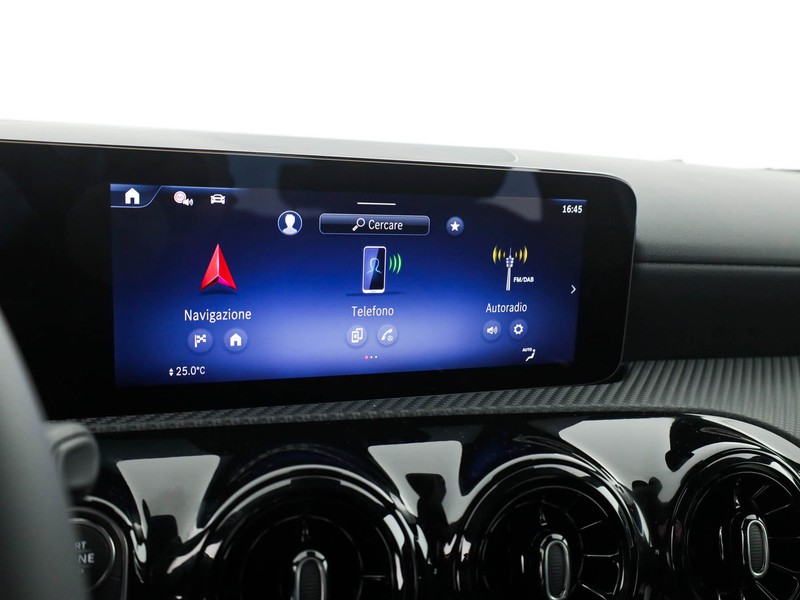 Mercedes Classe A 180 d advanced auto diesel bianco