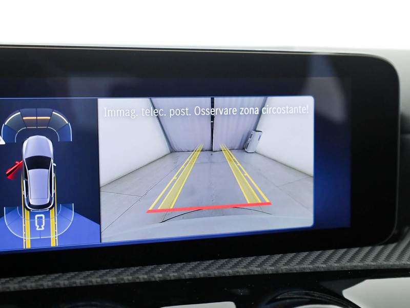 Mercedes Classe A 180 d advanced auto diesel bianco