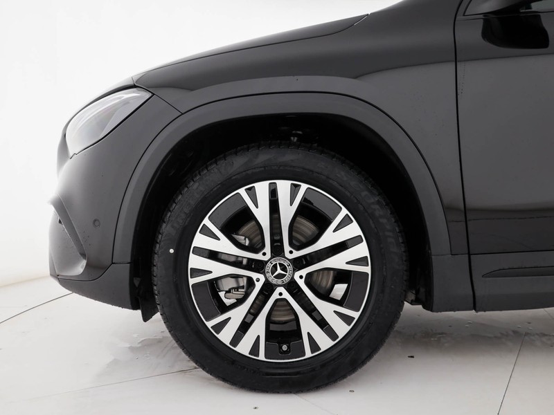 Mercedes GLA 200 d progressive extra auto diesel nero