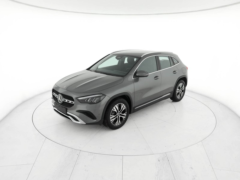 Mercedes GLA 200 d progressive extra auto diesel grigio