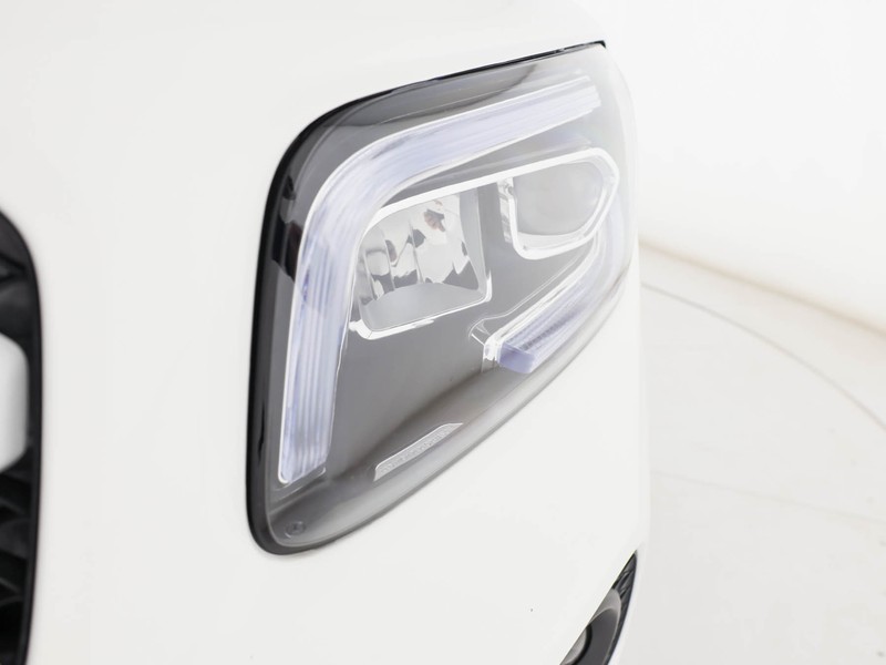 Mercedes GLB 200 d business extra auto diesel bianco