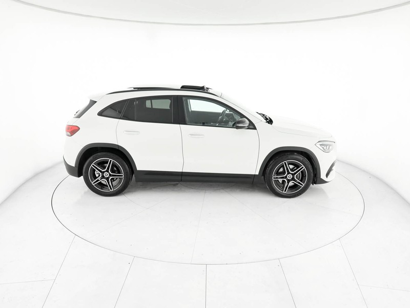 Mercedes GLA 200 d premium 4matic auto diesel bianco