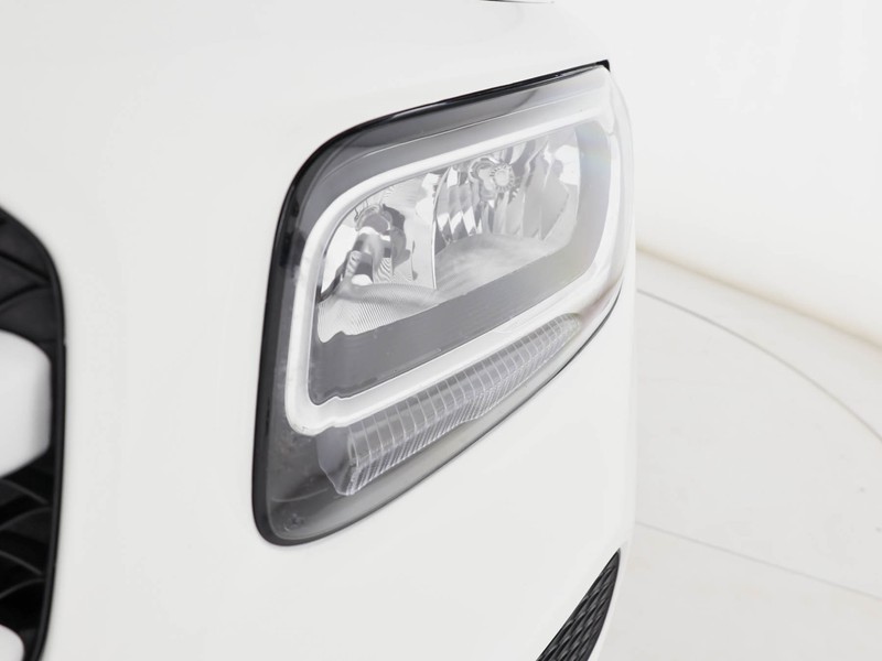 Mercedes GLB 180 d executive auto diesel bianco