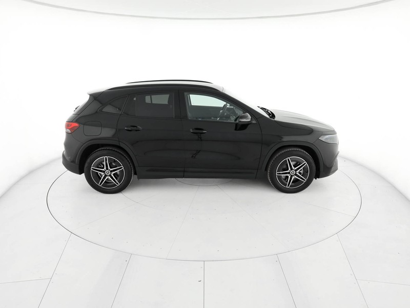 Mercedes EQA 300 premium 4matic