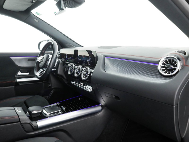 Mercedes EQA 300 premium 4matic