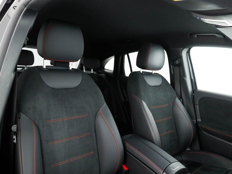 Mercedes EQA 300 premium 4matic