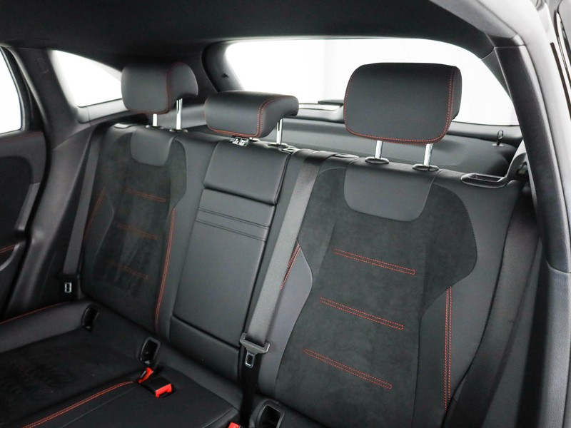 Mercedes EQA 300 premium 4matic