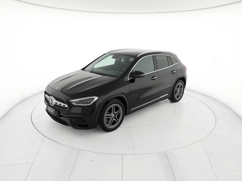 Mercedes GLA 180 d premium auto