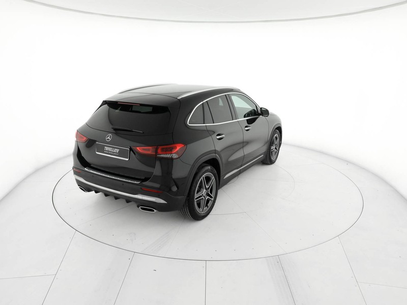 Mercedes GLA 180 d premium auto