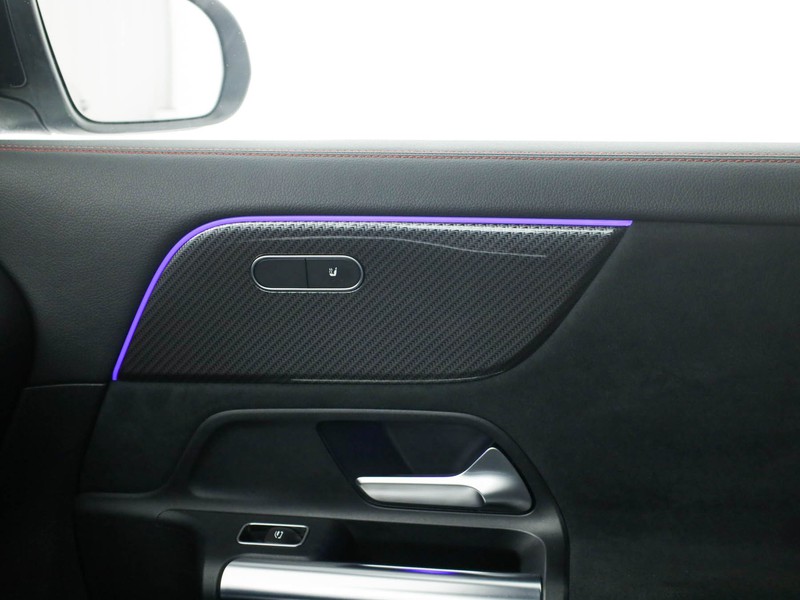 Mercedes GLA 180 d premium auto