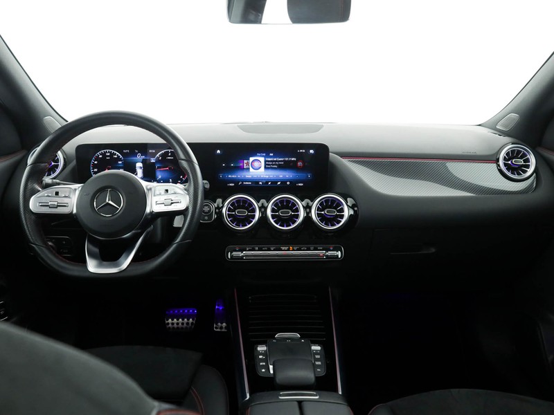 Mercedes GLA 200 d premium auto